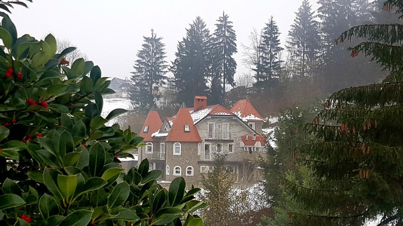 Hotel Gladiaterra Castle Smrecje Zewnętrze zdjęcie